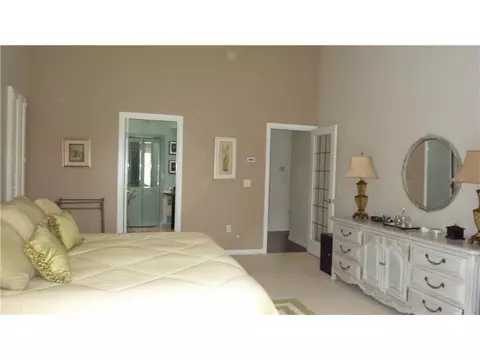 25 Fox Ridge Dr, Cranston, RI 02921 photo 9
