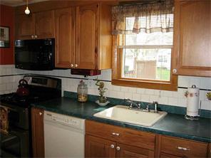 176 Hillard Ave, Warwick, RI 02886 photo 12