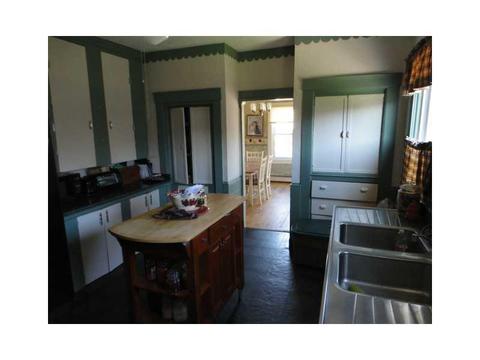 334 Coe St, Woonsocket, RI 02895 photo 13
