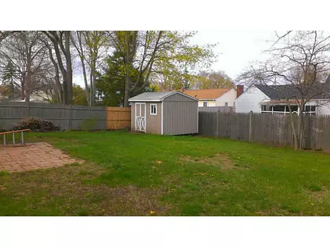 54 Claypool Dr, Warwick, RI 02886 photo 10