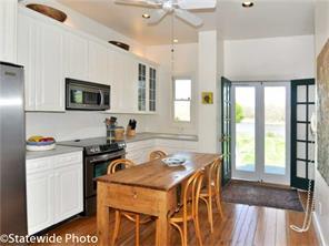 1078 Buttonwoods Rd, Warwick, RI 02886 photo 6