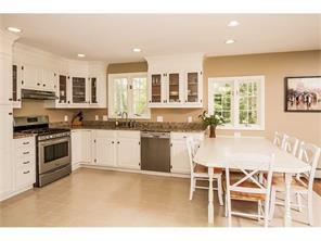 2 Beech Tree Ct, Barrington, RI 02806 photo 4