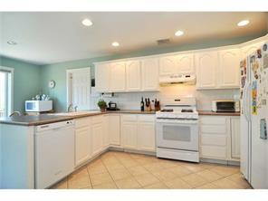 53 Asylum Rd, Warren, RI 02885 photo 8
