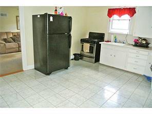 787 Bernon St, Woonsocket, RI 02895 photo 15