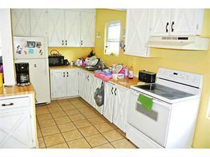 787 Bernon St, Woonsocket, RI 02895 photo 9