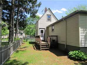 357 Maple St, Warwick, RI 02888 photo 5