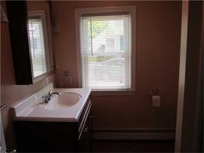 357 Maple St, Warwick, RI 02888 photo 9