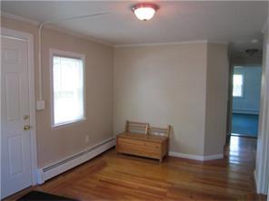 357 Maple St, Warwick, RI 02888 photo 6