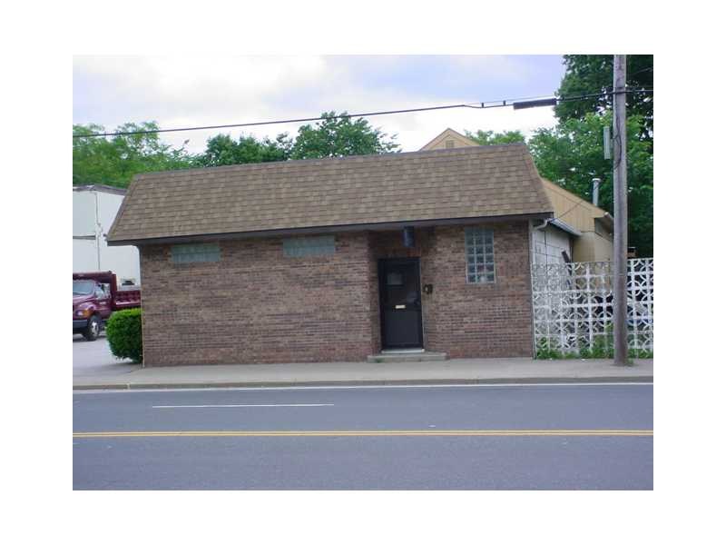 620 Warwick Ave, Warwick, RI 02888 photo 1
