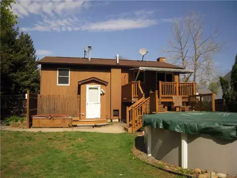 40 Benoit St, Coventry, RI 02816 photo 2