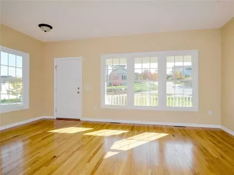 14 Coastwind Dr, Westerly, RI 02891 photo 3