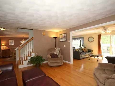 335 Widow Sweets Rd, Exeter, RI 02822 photo 3