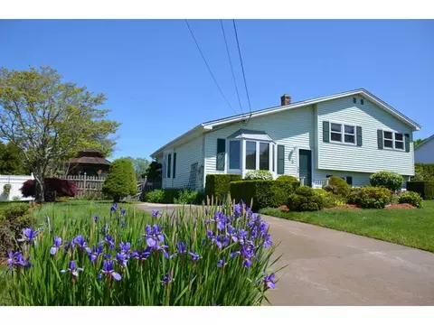 7 Jovere Dr, Westerly, RI 02891 photo 3