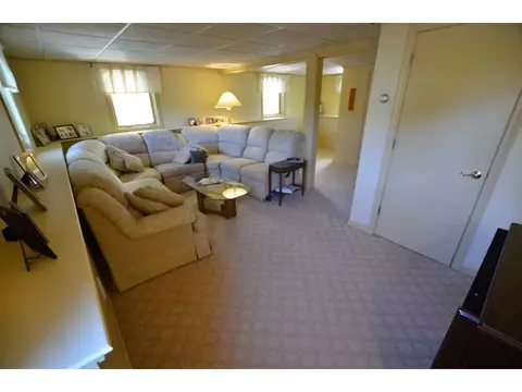 7 Jovere Dr, Westerly, RI 02891 photo 10