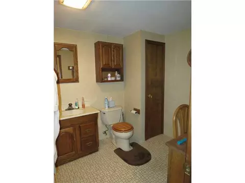 62 Louise St, Woonsocket, RI 02895 photo 7