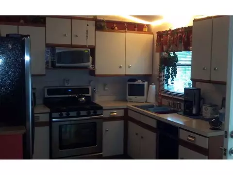16 Hickory Rd, Coventry, RI 02816 photo 2
