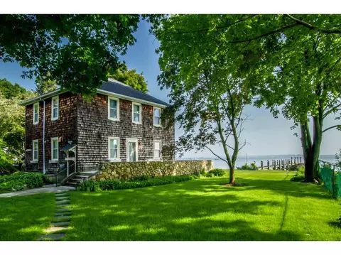 116 Shawomet Ave, Warwick, RI 02889 photo 3
