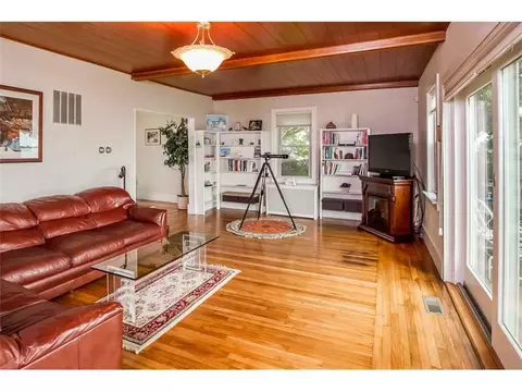 116 Shawomet Ave, Warwick, RI 02889 photo 7
