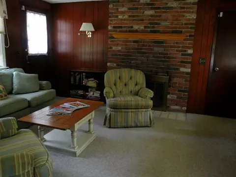 34 Landmark Rd, Warwick, RI 02886 photo 7