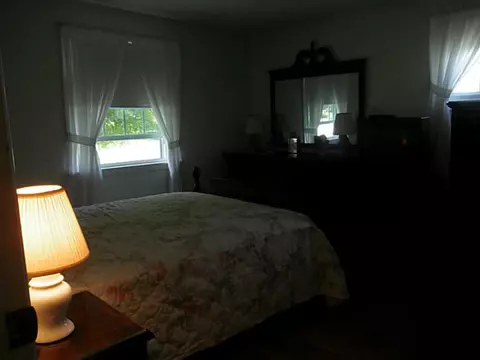 34 Landmark Rd, Warwick, RI 02886 photo 9