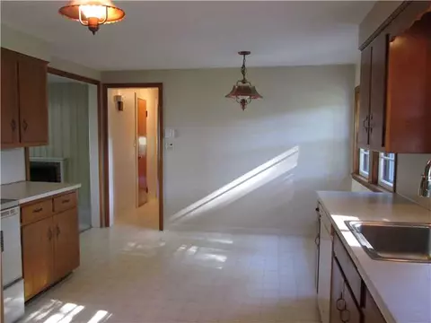 41 Parkview Ave, Warwick, RI 02888 photo 5