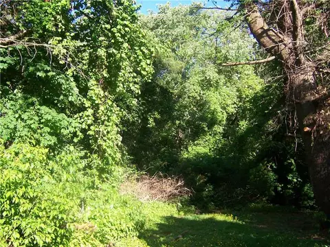 56 Junction St, Warwick, RI 02889 photo 3