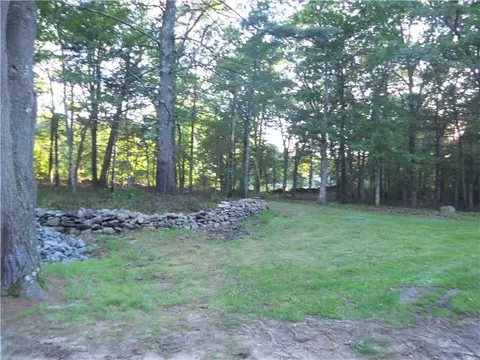 500 Cooper Hill Rd, Mapleville, RI 02839 photo 18