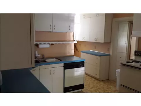 40 E Barrows St, Cumberland, RI 02864 photo 3