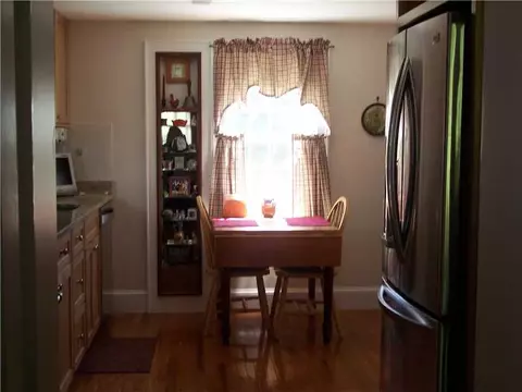 1253 Warwick Neck Ave, Warwick, RI 02889 photo 10