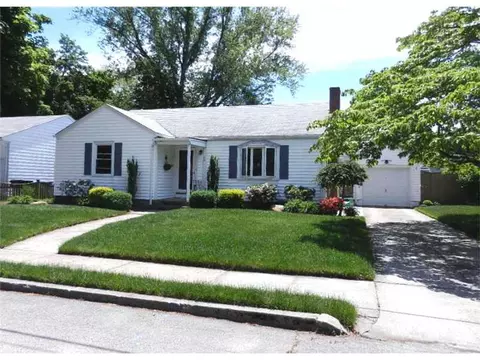 60 Audubon Rd, Warwick, RI 02888 photo 1