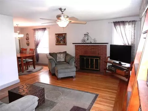 60 Audubon Rd, Warwick, RI 02888 photo 2