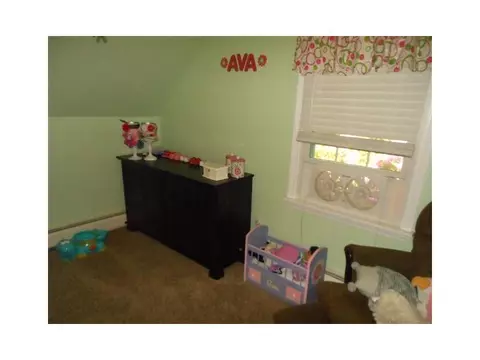 10 Tarbox Dr, Exeter, RI 02822 photo 14