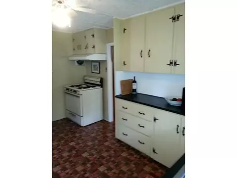 241 Gordon Ave, Warwick, RI 02889 photo 4