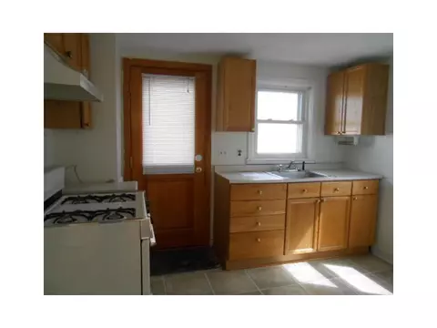 23 Harmony Ct, Warwick, RI 02889 photo 6