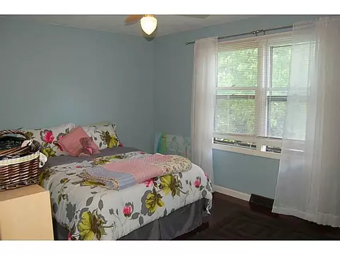 410 Buttonwoods Ave, Warwick, RI 02886 photo 8