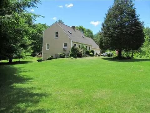 78 Adelaide Rd, Glocester, RI 02814 photo 2