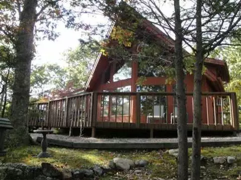 4 Bridgette Ln, Westerly, RI 02891 photo 1
