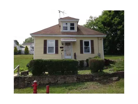 228 Seventh Ave, Woonsocket, RI 02895 photo 1