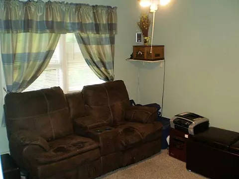 47 Beaver Ave, Warwick, RI 02889 photo 12