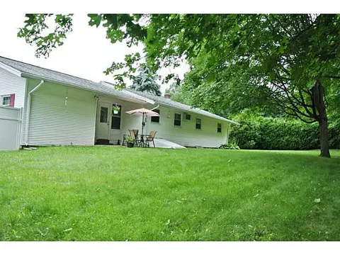 85 Victory Blvd, Woonsocket, RI 02895 photo 19