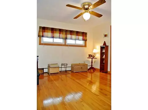 85 Victory Blvd, Woonsocket, RI 02895 photo 12