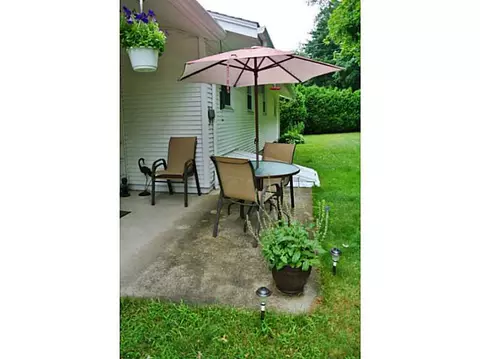 85 Victory Blvd, Woonsocket, RI 02895 photo 20