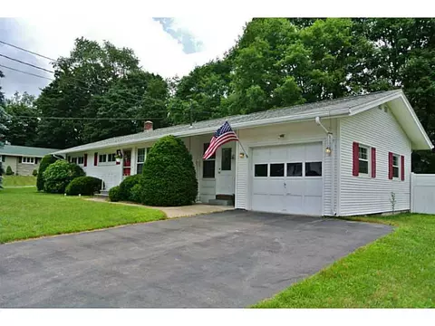 85 Victory Blvd, Woonsocket, RI 02895 photo 1