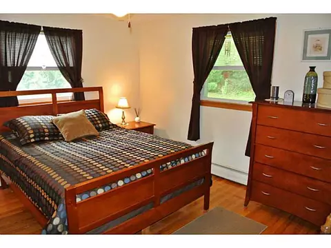 85 Victory Blvd, Woonsocket, RI 02895 photo 9