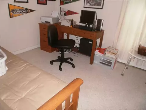 586 Mendon Rd, Woonsocket, RI 02895 photo 7