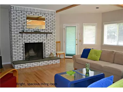 38 Trolley Ln, Westerly, RI 02891 photo 16