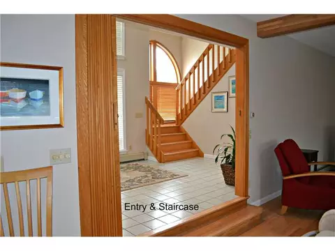 38 Trolley Ln, Westerly, RI 02891 photo 11