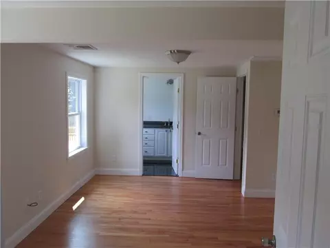 140 Red Chimney Dr, Warwick, RI 02886 photo 8