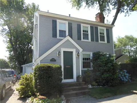 1028 Post Rd, Warwick, RI 02888 photo 1