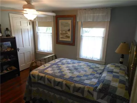 1028 Post Rd, Warwick, RI 02888 photo 13